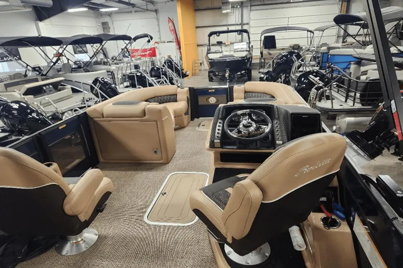 Slide: The Image of Barletta LUSSO23UC 2025 - 17