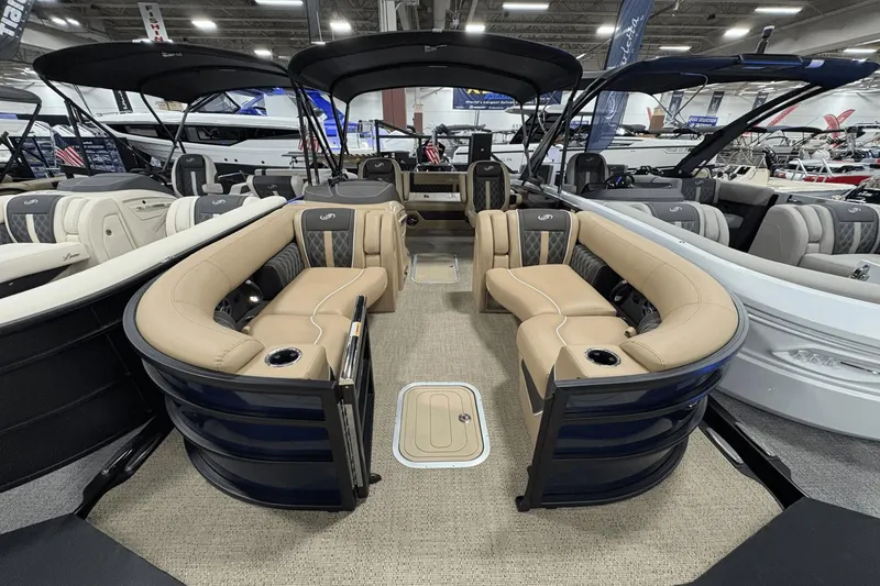 Slide: The Image of Barletta LUSSO23UC 2025 - 3