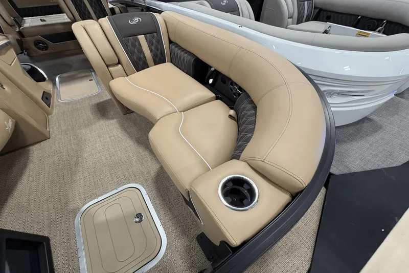 Slide: The Image of Barletta LUSSO23UC 2025 - 4