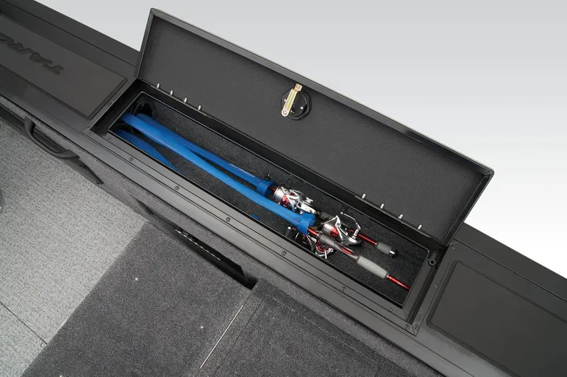 Slide: The Image of Tracker Targa V-18 Combo 2024 - 60