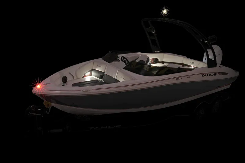 Slide: The Image of Tahoe 210 S Limited 2024 - 34