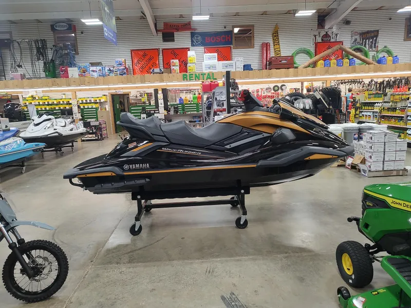 Slide: The Image of 2024 Yamaha WaveRunner FX Limited SVHO in showroom. - 7