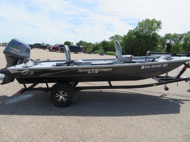Slide: The Image of 2023 G3 Sportsman 1610 SS fishing boat on trailer with Yamaha outboard motor. - 10