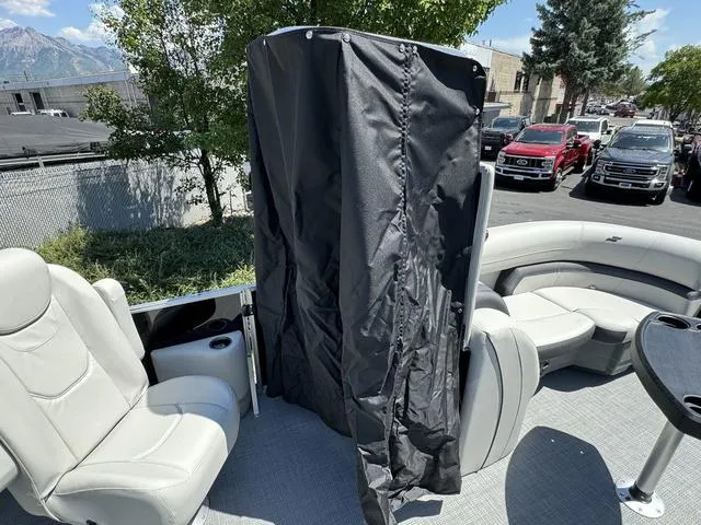 Slide: The Image of Starcraft EX 22 Q DH 2024 - 22