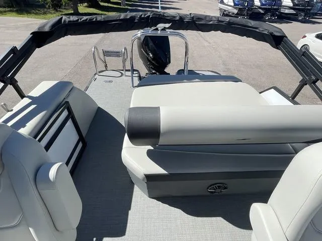 Slide: The Image of Starcraft EXS 3 Q DH 2024 - 10