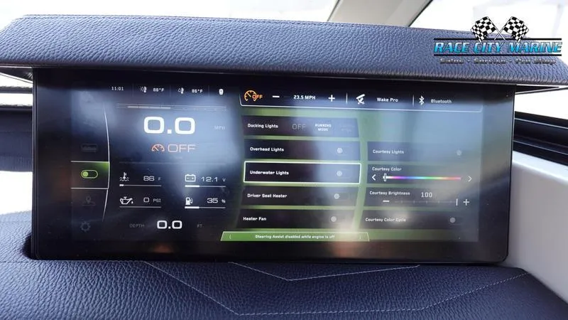 Slide: The Image of Super Air Nautique G23 - 14