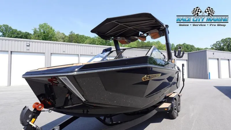 Slide: The Image of Super Air Nautique G23 - 3