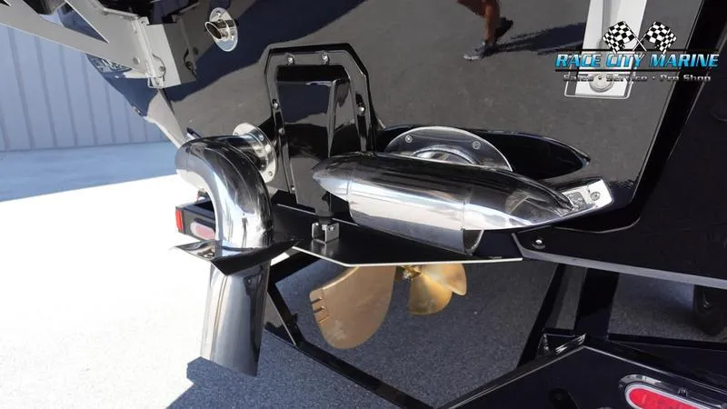 Slide: The Image of Super Air Nautique G23 - 45