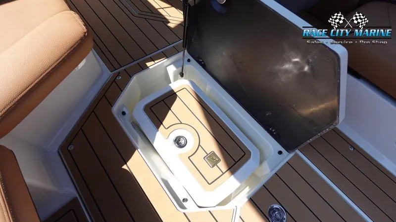 Slide: The Image of Super Air Nautique G23 - 47