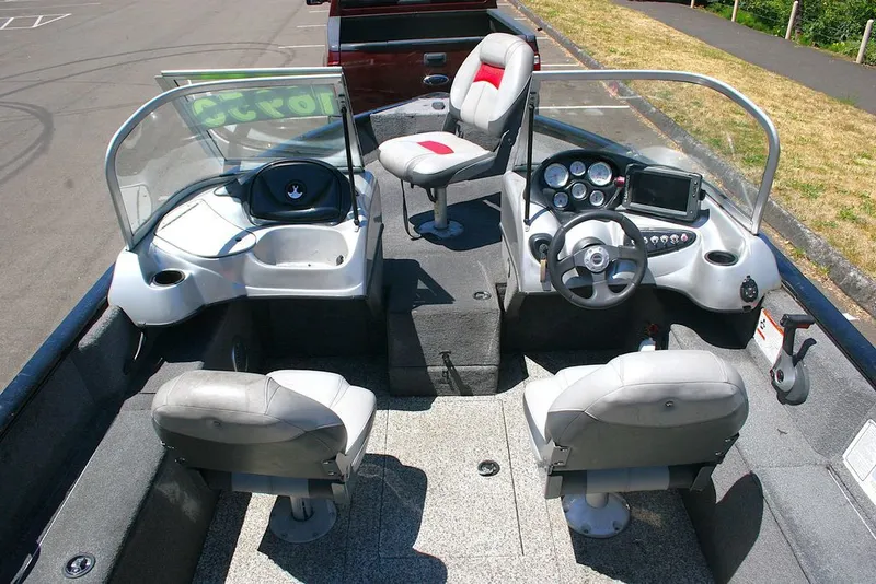 Slide: The Image of Tracker® Boats Pro Guide V-175 WT 2014 - 3