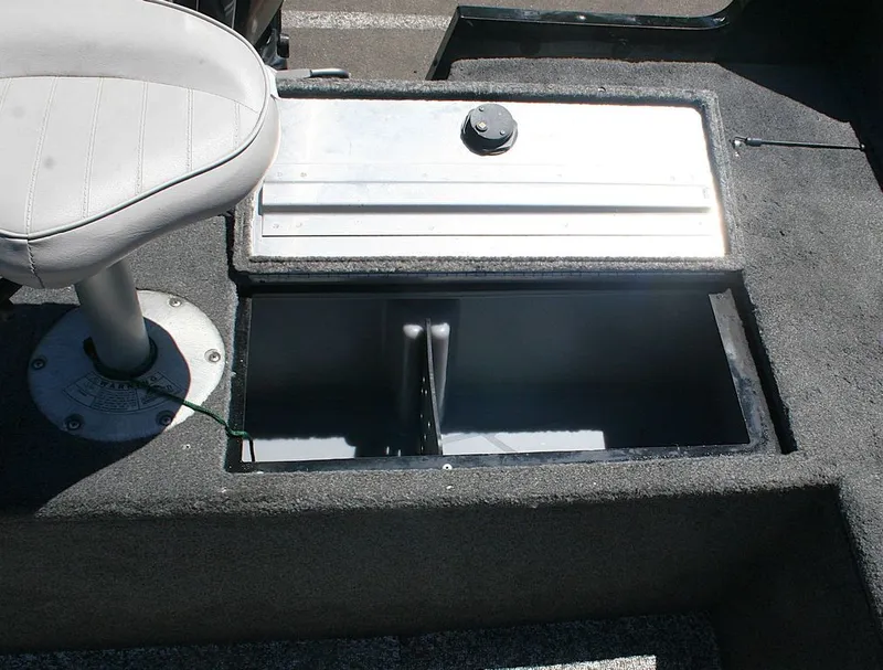Slide: The Image of Tracker® Boats Pro Guide V-175 WT 2014 - 11