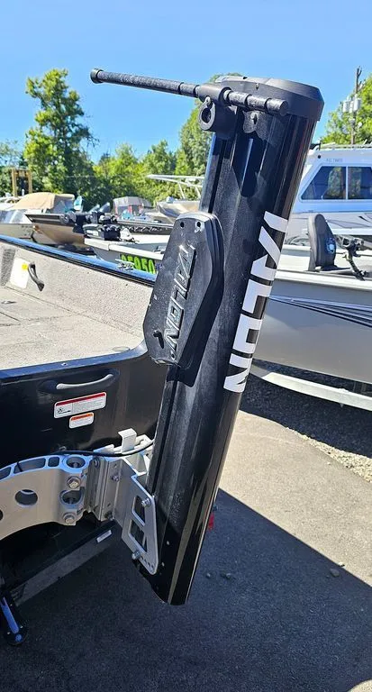Slide: The Image of Tracker® Boats Pro Guide V-175 WT 2014 - 13