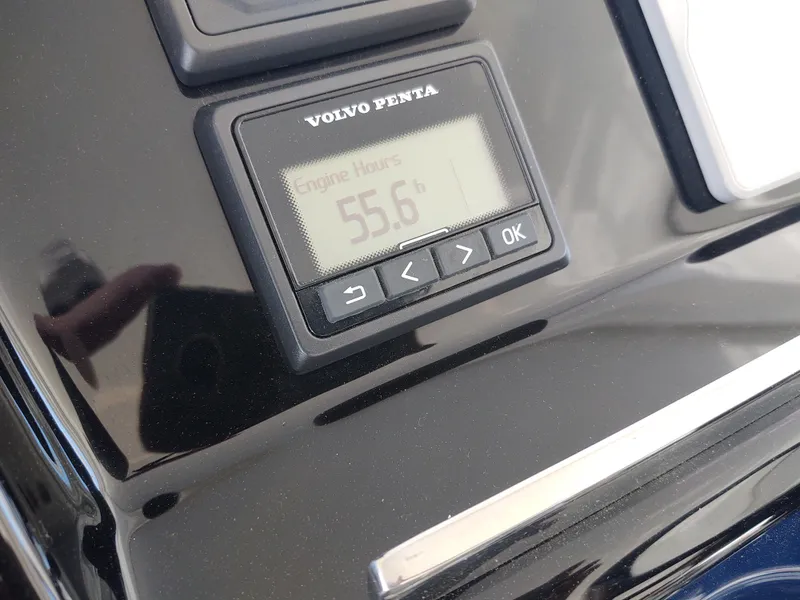 Slide: The Image of Total Chaos 9 engine hours 55.6 hrs - 16