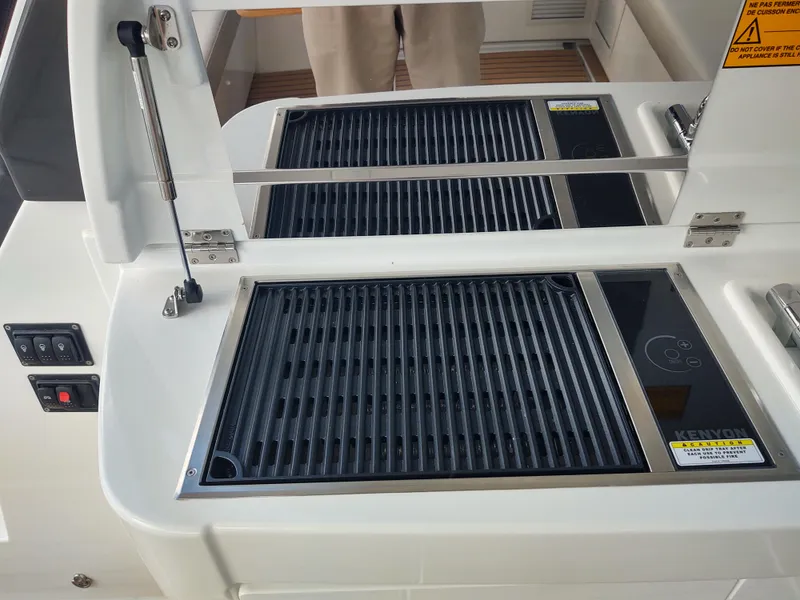 Slide: The Image of Total Chaos 9 Grill - 22