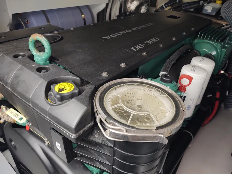 Slide: The Image of Total Chaos 9 engine room 1 - 52