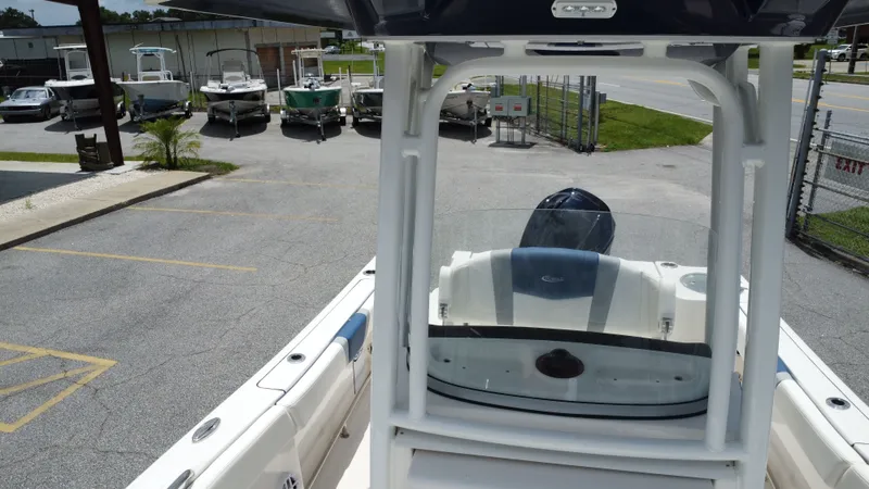 Slide: The Image of Robalo R230 Center Console 2024 - 11