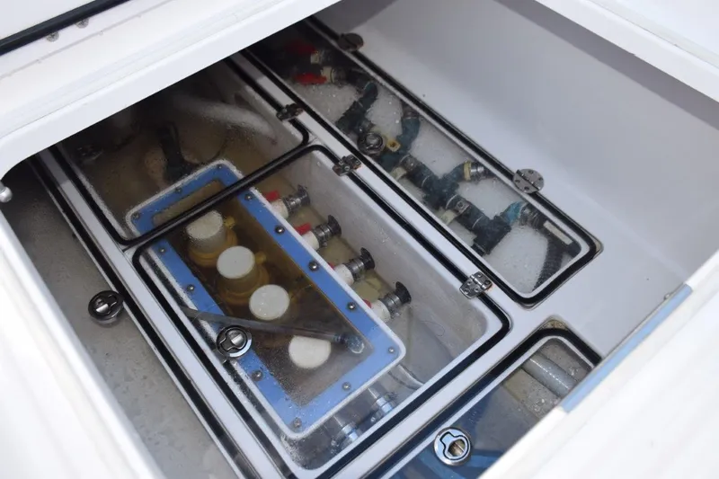 Slide: The Image of Livewell sea-chest box - 19