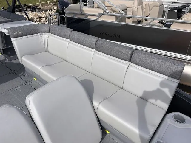 Slide: The Image of Sea-Doo Switch Sport 21 2024 - 9