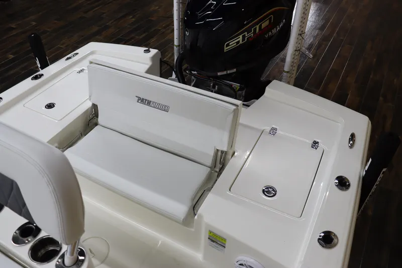 Slide: The Image of 2024 Pathfinder 2200 TRS boat interior with Yamaha engine. - 11