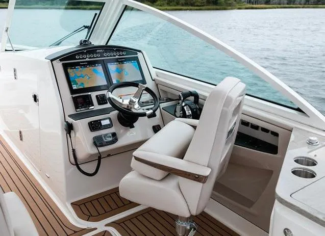 Slide: The Image of Manufacturer Provided Image - 10