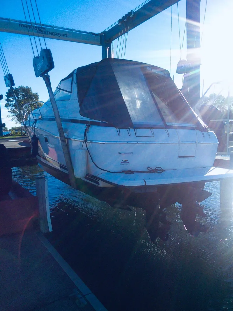 Slide: The Image of Bayliner 3255 Avanti 1998 - 3