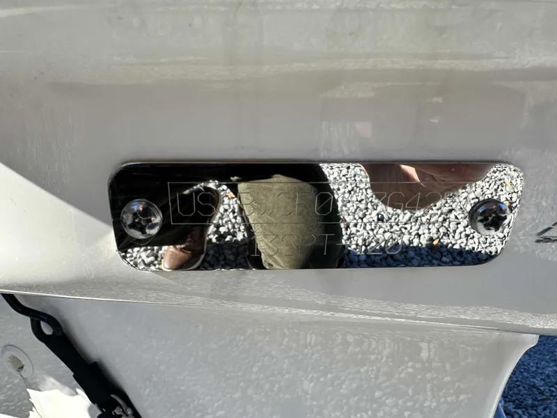 Slide: The Image of Boston Whaler 130 Super Sport 2025 - 18