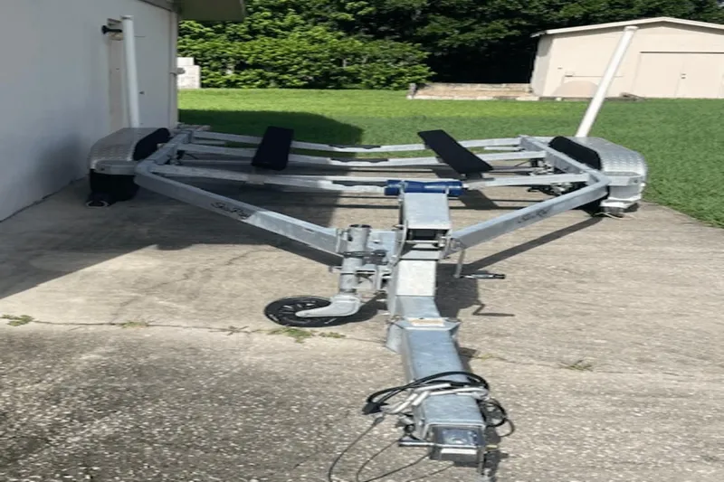 Slide: The Image of Sea Ray SPX 190 Outboard 2022 - 24