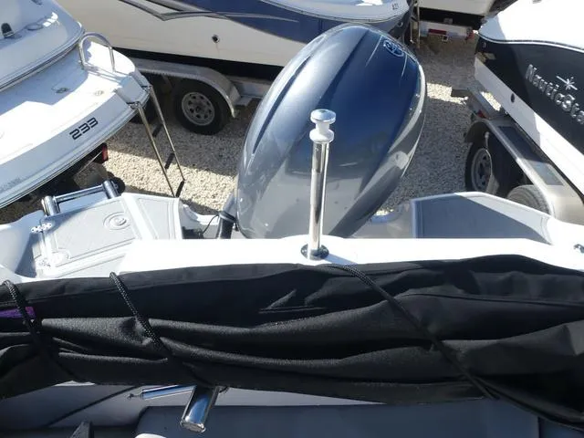 Slide: The Image of NauticStar 223 DC 2022 - 11