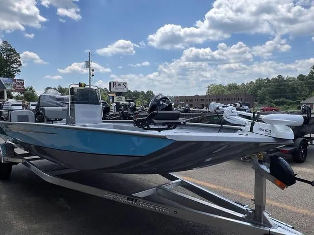 Slide: The Image of Xpress XP200CC 2025 - 3