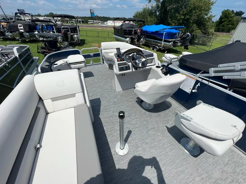 Slide: The Image of Godfrey Sweetwater Xperience 1880 FX 2023 - 16