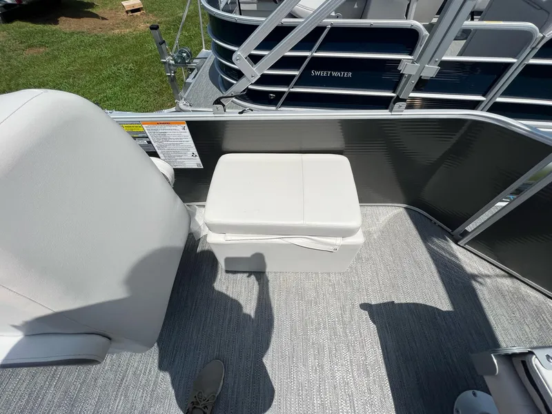 Slide: The Image of Godfrey Sweetwater Xperience 2086 FX 2023 - 20