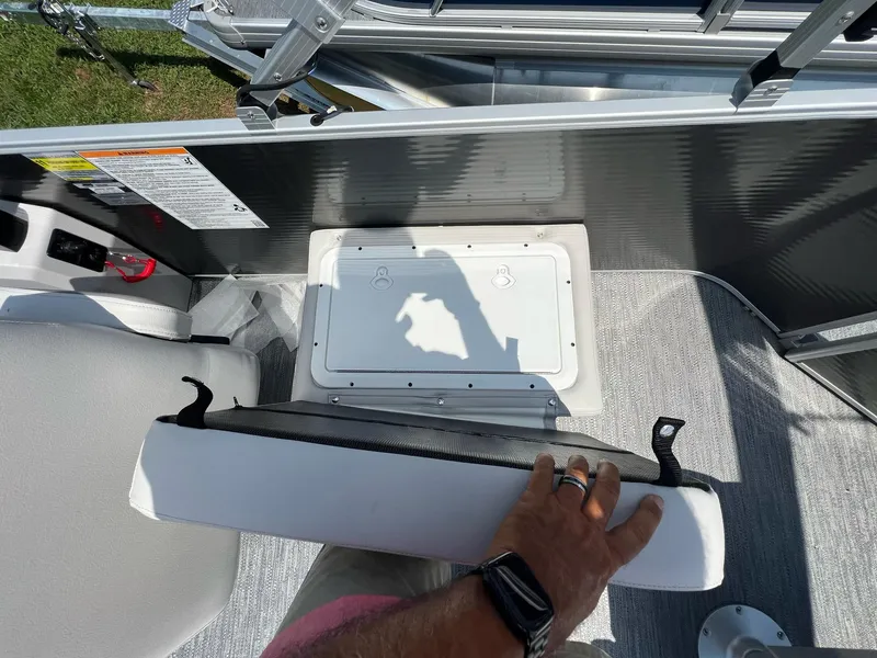 Slide: The Image of Godfrey Sweetwater Xperience 2086 FX 2023 - 21