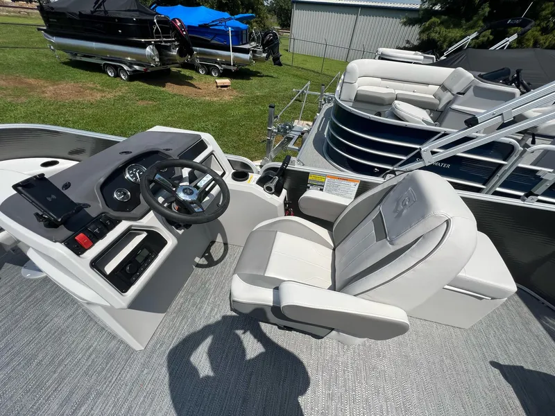 Slide: The Image of Godfrey Sweetwater Xperience 2086 FX 2023 - 23