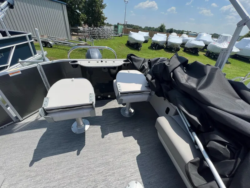 Slide: The Image of Godfrey Sweetwater Xperience 2086 FX 2023 - 24