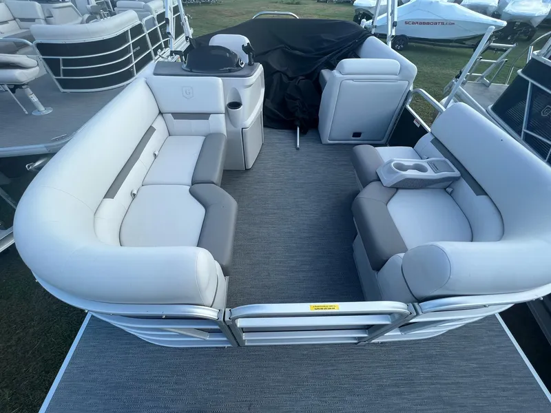 Slide: The Image of Godfrey Sweetwater Xperience 1880 CX 2023 - 16