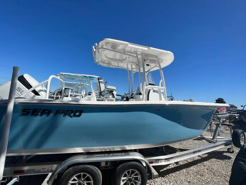 Slide: The Image of Sea Pro 222 Center Console 2024 - 14