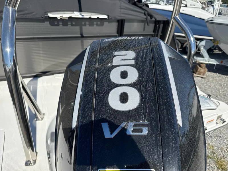 Slide: The Image of Hurricane FunDeck 2260 REF OB 2023 - 38