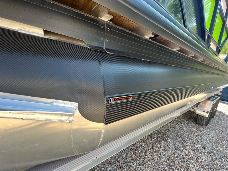 Slide: The Image of Godfrey XP 250 2023 - 14