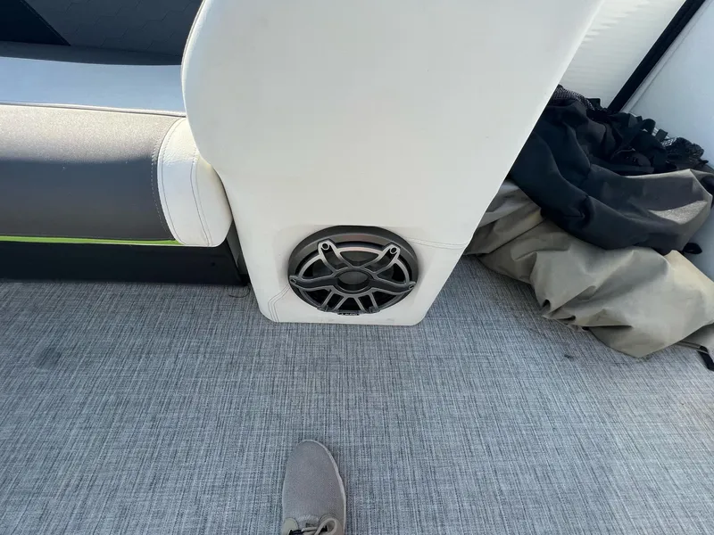 Slide: The Image of Godfrey XP 250 2023 - 34