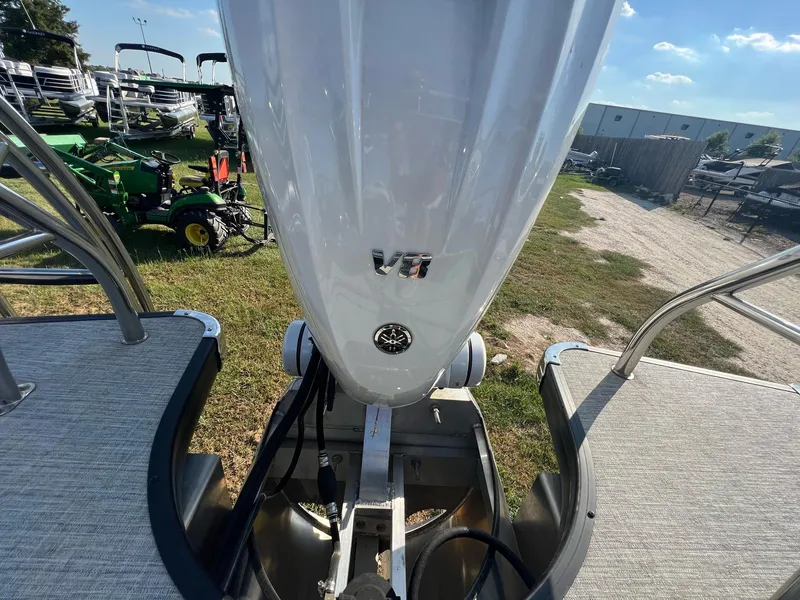 Slide: The Image of Godfrey XP 250 2023 - 40