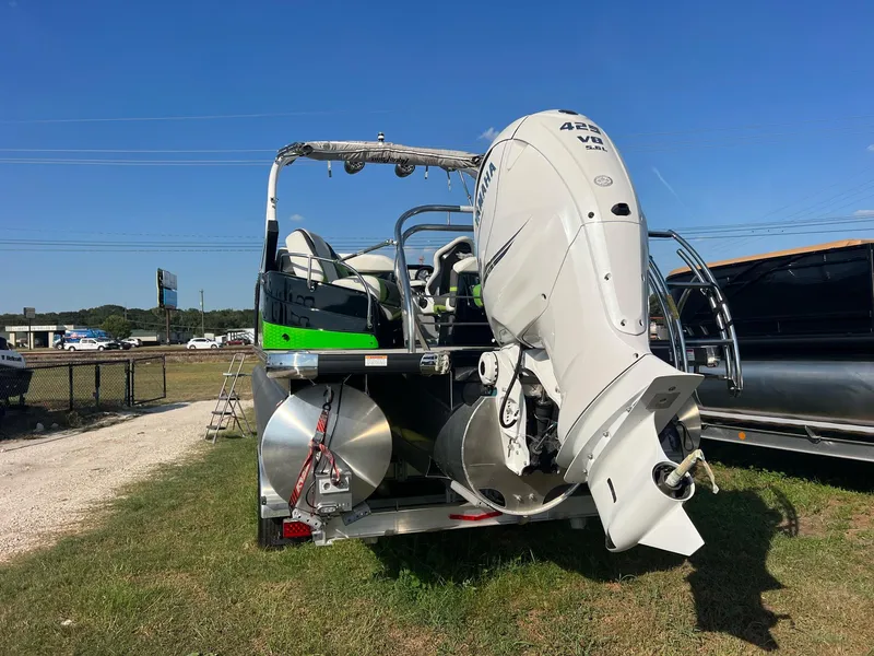 Slide: The Image of Godfrey XP 250 2023 - 46