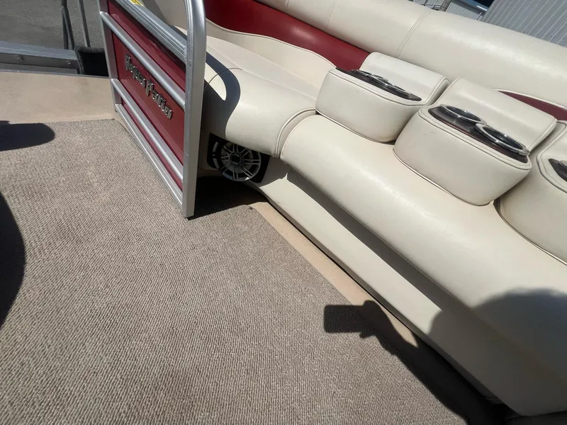 Slide: The Image of Aqua 240 SLR 2015 - 19