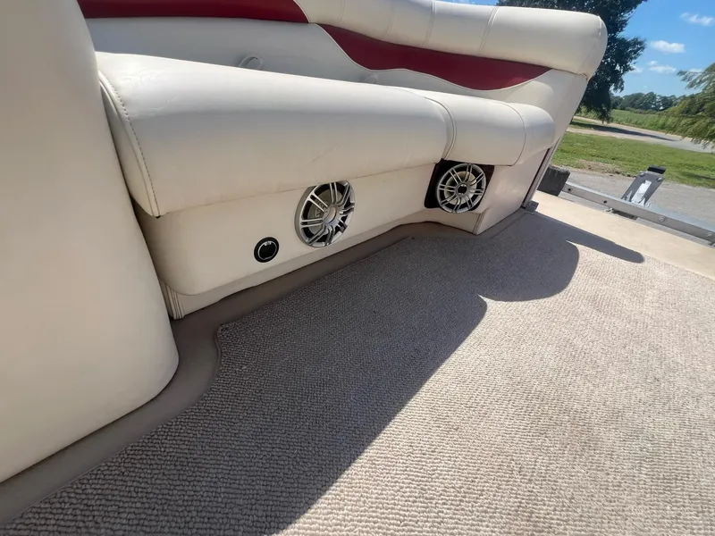 Slide: The Image of Aqua 240 SLR 2015 - 20