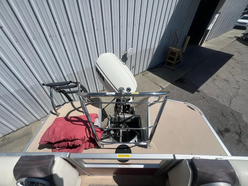 Slide: The Image of Aqua 240 SLR 2015 - 32