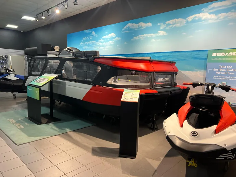 Slide: The Image of Sea-Doo Switch 19 2024 - 13