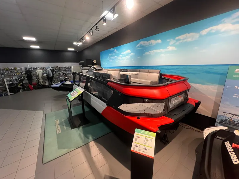 Slide: The Image of Sea-Doo Switch 19 2024 - 4