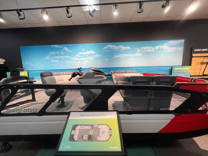 Slide: The Image of Sea-Doo Switch 19 2024 - 6