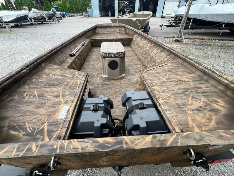 Slide: The Image of G3 Gator Tough 16 FL 2024 - 17