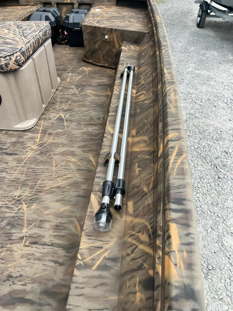 Slide: The Image of G3 Gator Tough 16 FL 2024 - 18