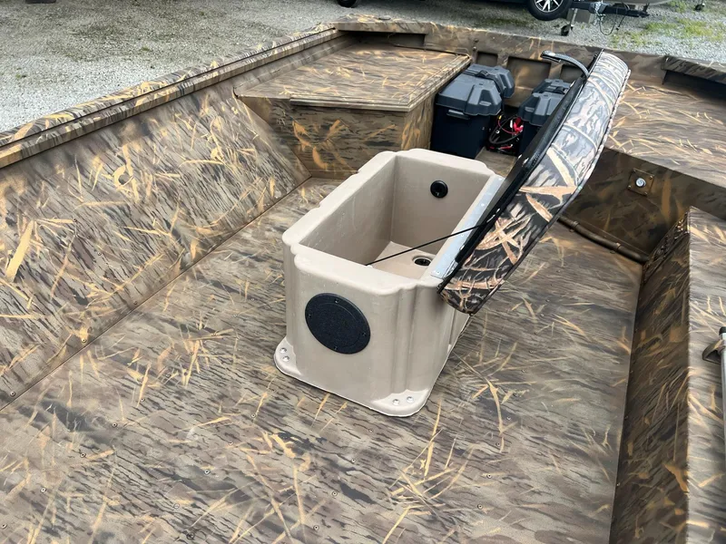 Slide: The Image of G3 Gator Tough 16 FL 2024 - 4